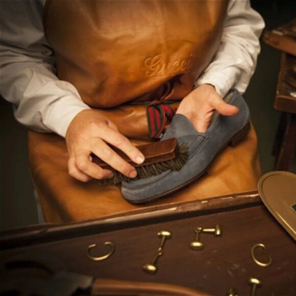 Like New, Gucci Leather Horse-bit Lug Sole Heels - Picture 14 of 16